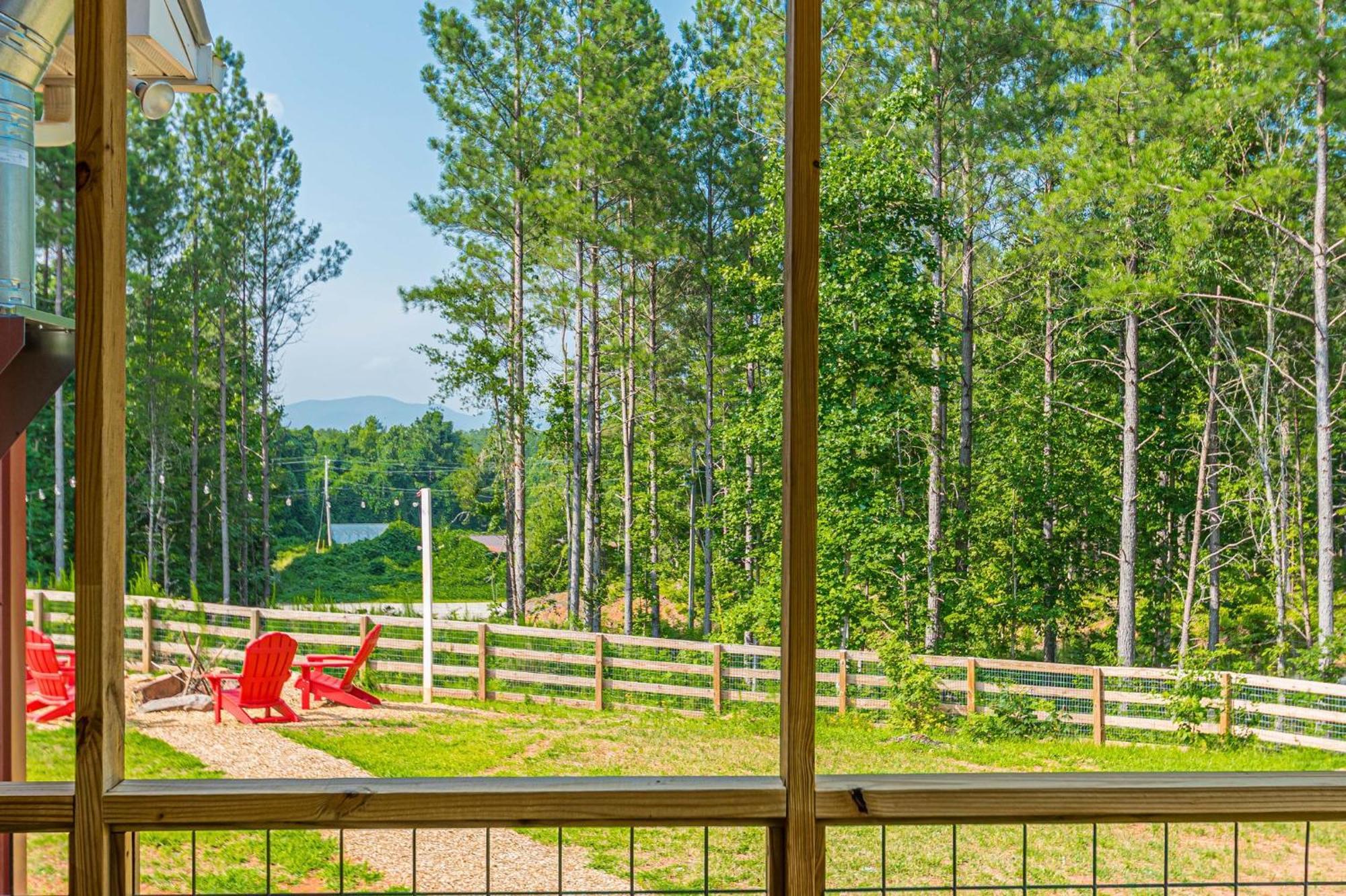 Rustic Roost-5 Acres, Fenced, Fire Pit, Rv Option & Mtn View Villa Dahlonega Exterior photo